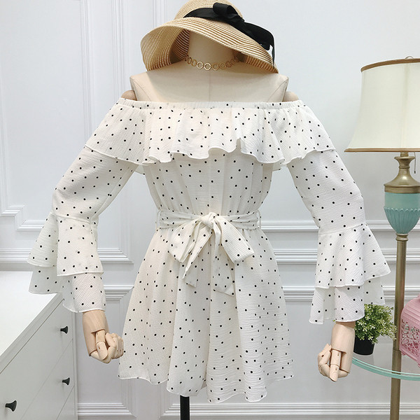 Κομψό, μακρυμάνικο γυναικείο σετ σε τρία χρώματα