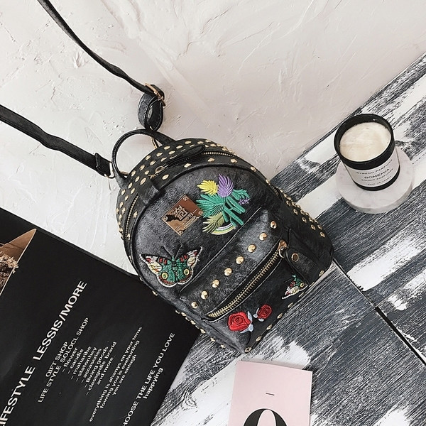 Rucsac elegant de dama in trei culori cu broderie colorata