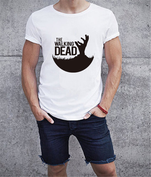 Férfi blúz rövid ujjal, O-alakú gallérral és mintával