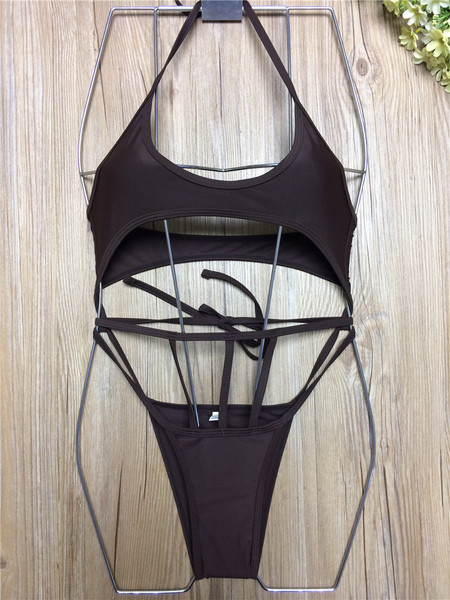 Costum de baie modern cu decolteu adânc în mai multe culori