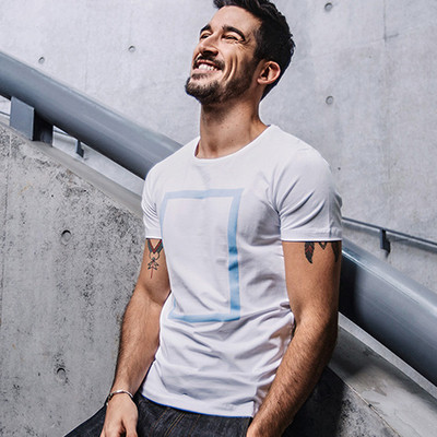 Tricou simplu pentru bărbați în alb și negru