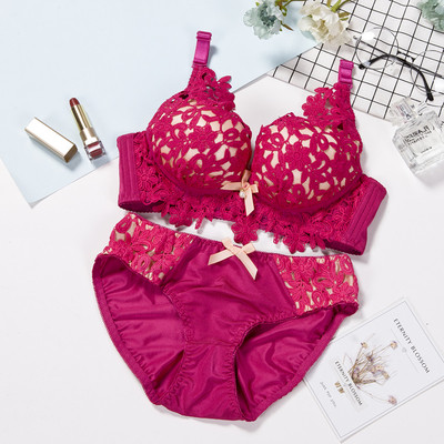 Set de dama modern din doua parti - sutien si bikini cu broderie in mai multe culori