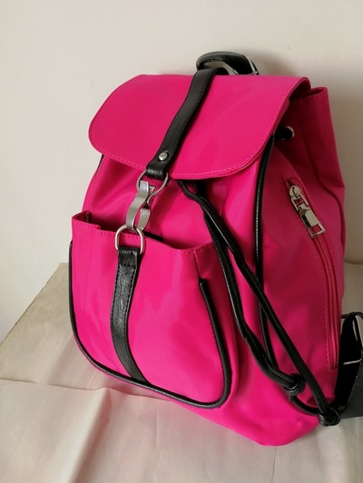 Rucsac de dama in trei modele cu talpa fata mica in mai multe culori