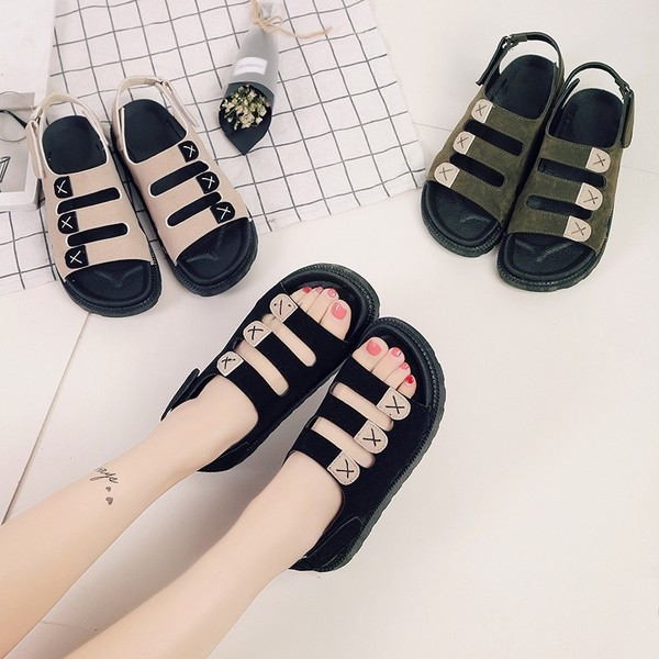 Sandale cu talpa inalta si confortabila, potrivite pentru utilizarea de zi cu zi in trei culori