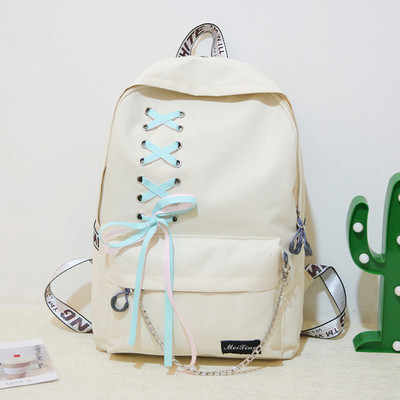 Női hátizsák több színben fémlánccal, horgolt megkötőkkel