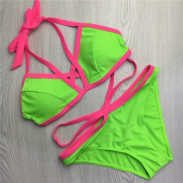 Costum de baie de damă din două piese în culori neon