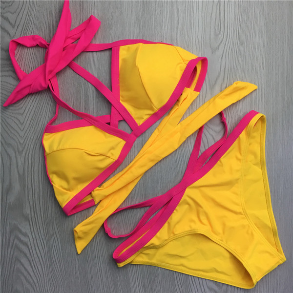 Costum de baie de damă din două piese în culori neon