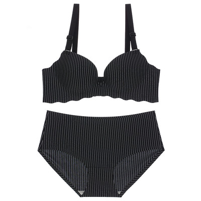 Απαλό σετ γυναικεία εσώρουχα - σουτιέν + μπικίνι με ψηλή μέση σε τέσσερα χρώματα