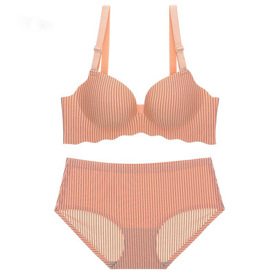 Απαλό σετ γυναικεία εσώρουχα - σουτιέν + μπικίνι με ψηλή μέση σε τέσσερα χρώματα