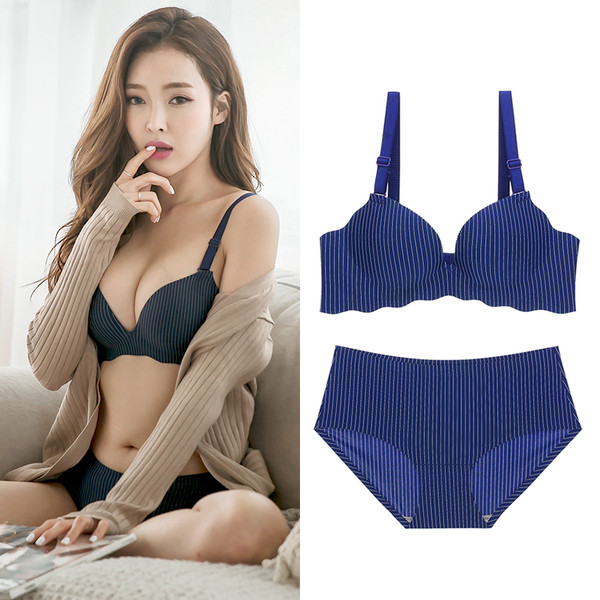 Απαλό σετ γυναικεία εσώρουχα - σουτιέν + μπικίνι με ψηλή μέση σε τέσσερα χρώματα