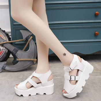 Дамски велурени сандали на висока груба платформа, подходящи за ежедневие