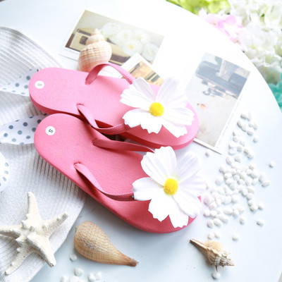 Papuci de plaja de dama din cauciuc cu floare decorativa, in diferite culori