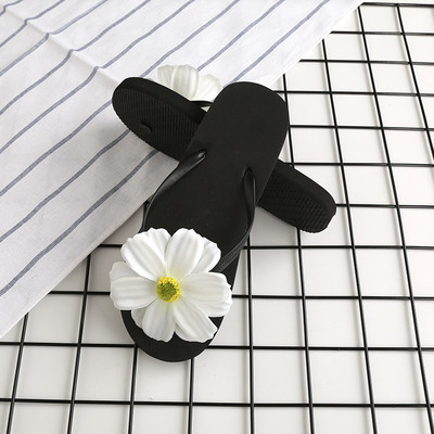 Papuci de plaja de dama din cauciuc cu floare decorativa, in diferite culori