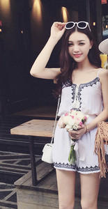 Salopete casual de dama in alb si negru