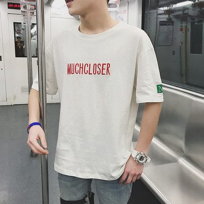 Stílusos férfi póló rövid ujjal és egyszerű felirattal - sok modell