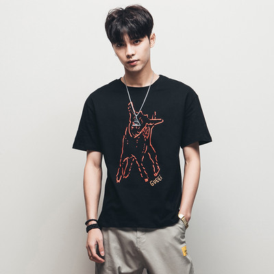 Stílusos férfi póló rövid ujjal és egyszerű felirattal - sok modell