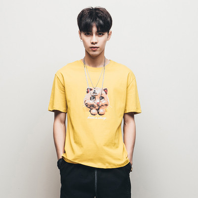 Stílusos férfi póló rövid ujjal és egyszerű felirattal - sok modell