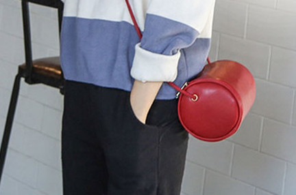 Mini geanta de dama cilindrica din piele ecologica in trei culori