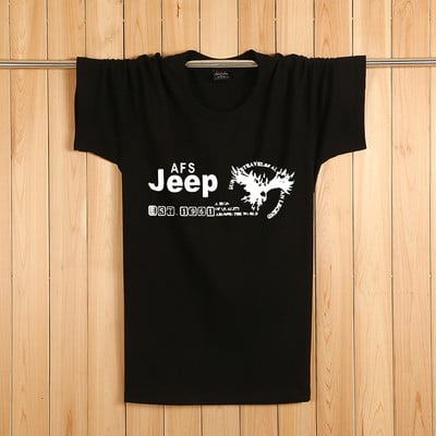 Tricouri bărbătești actuale cu aplicații colorate – multe modele