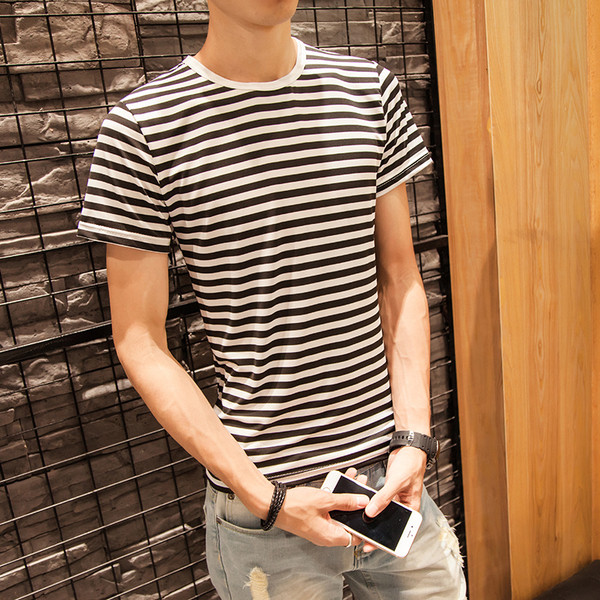 Tricou casual barbatesc cu maneci scurte si dungi - culori diferite