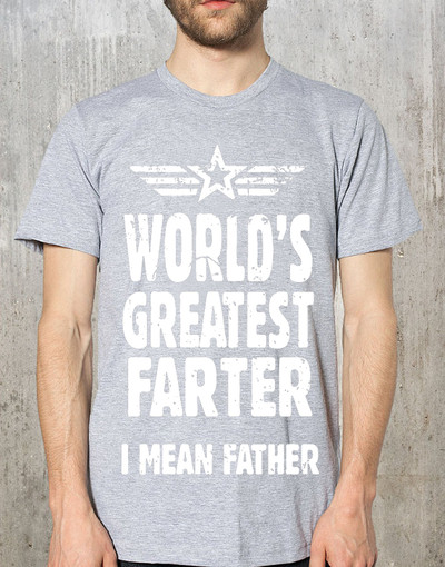 Rövid ujjú blúz O-alakú gallérral + érdekes felirat