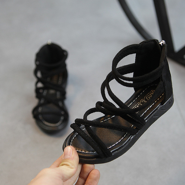 Stílusos gyerekszandál lányoknak pánttal és lapos talppal, három színben