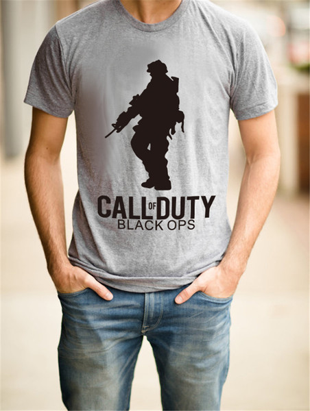 Bluză cu mâneci scurte și decolteu O standard