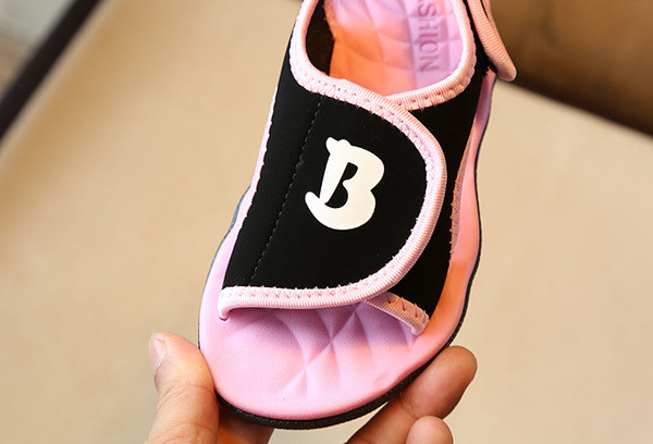 Sandale casual pentru copii unisex cu autocolant in trei culori