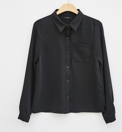 Cămașă de damă cu mânecă lungă în trei culori, cu buzunar decorativ