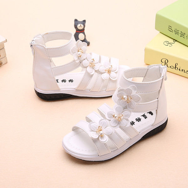 Sandale pentru copii moderne pentru fete cu flori decorative si perle in trei culori