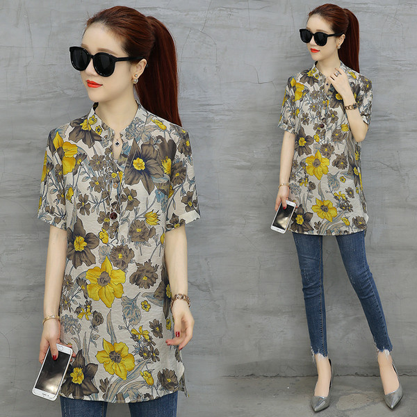Лятна дамска риза с къс ръкав в флорален десен