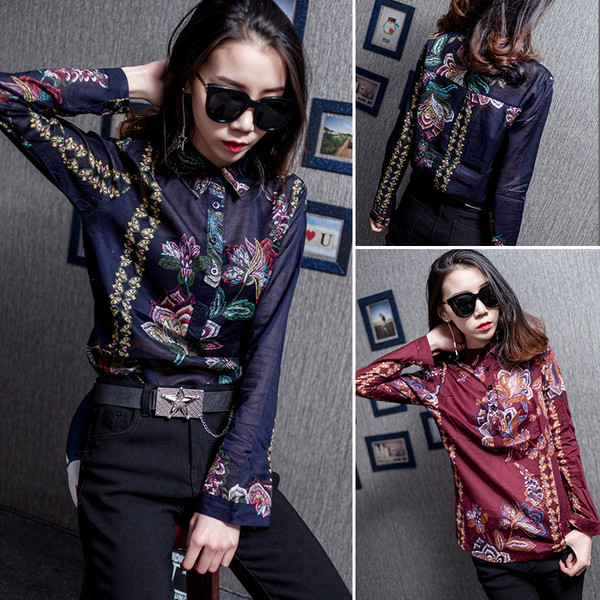 Cămașă elegantă de damă în două culori cu broderie și motive florale