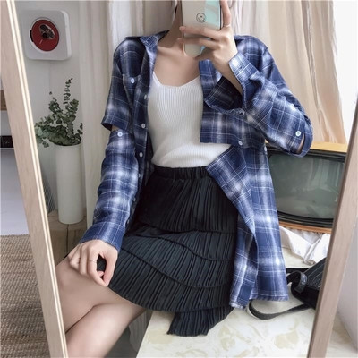 Cămașă lungă de damă modernă cu buzunar decorativ, nasturi laterali și mâneci deschise