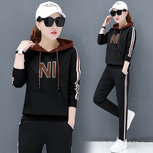 Sport - alkalmi női csapat két részben - hosszú ujjú blúz és sportnadrág több színben