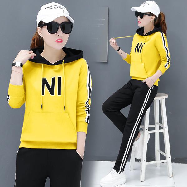 Sport - alkalmi női csapat két részben - hosszú ujjú blúz és sportnadrág több színben