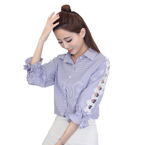 Cămașă de damă în trei culori cu panglici de dantelă pe mâneci