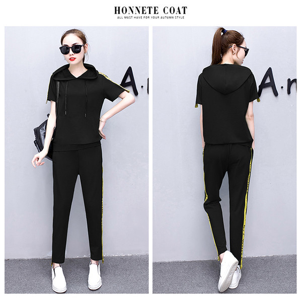 Echipa zilnică feminină din două părți în trei culori