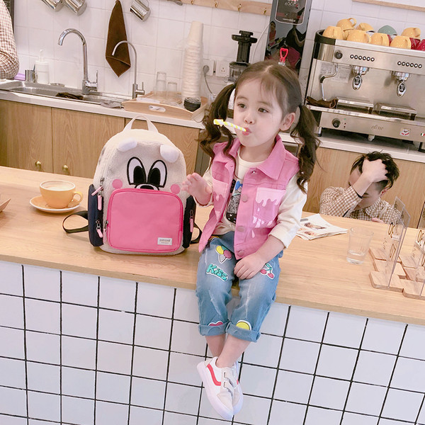 Небрежни детски дънки за момичета с цветни апликации в светъл цвят