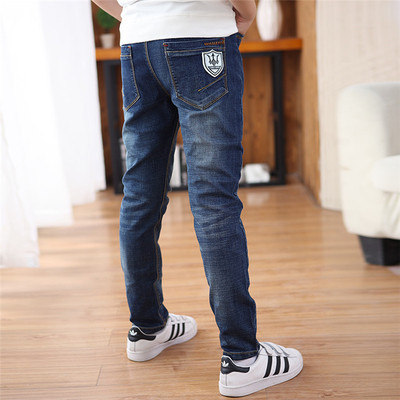 Blugi de copii pentru baieti in culori inchise si deschise cu buzunare si imprimeu