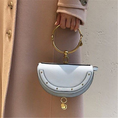 Бохемска мини дамска чанта с метална кръгла дръжка, в различни цветове