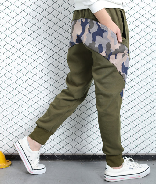 Pantaloni casual copii pentru baieti in diferite culori cu model de camuflaj