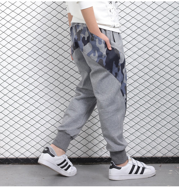 Pantaloni casual copii pentru baieti in diferite culori cu model de camuflaj