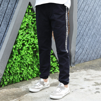 Pantaloni de vara copii pentru baieti in mai multe culori cu inscriptie laterala