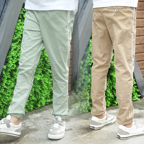 Pantaloni de vara copii pentru baieti in mai multe culori cu inscriptie laterala