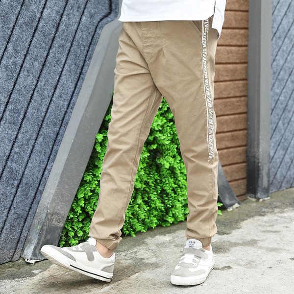 Pantaloni de vara copii pentru baieti in mai multe culori cu inscriptie laterala