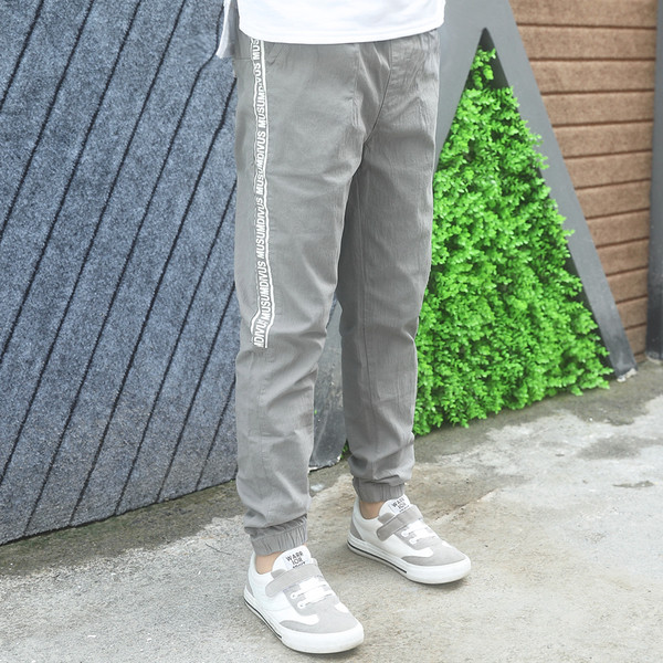 Pantaloni de vara copii pentru baieti in mai multe culori cu inscriptie laterala