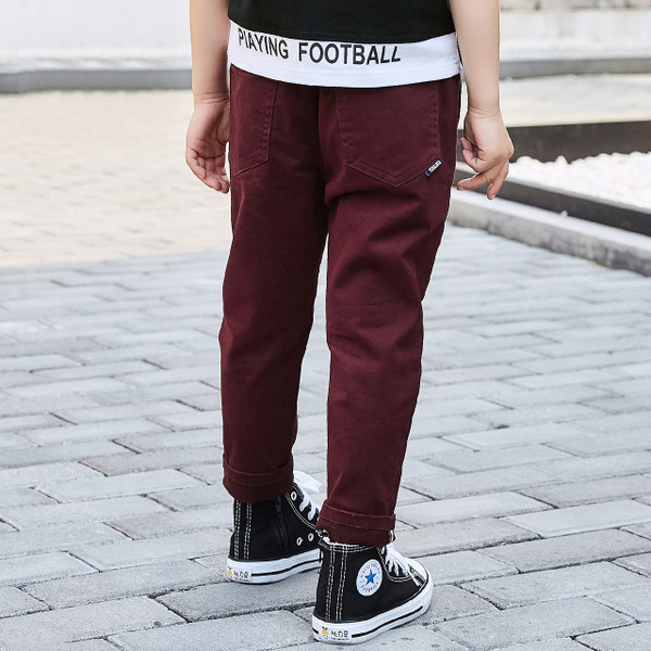 Pantaloni casual pentru copii pentru baieti cu nasturi de decor si buzunare