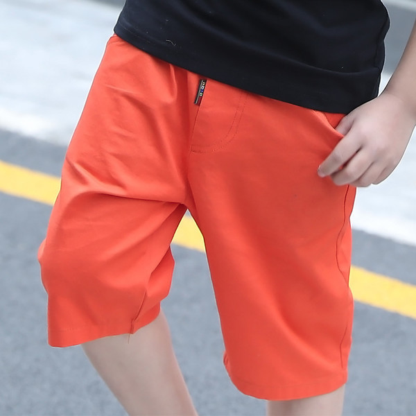 Pantaloni de vara pentru copii in trei culori potriviti pentru utilizarea de zi cu zi