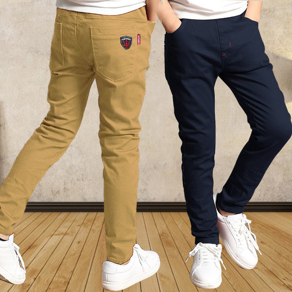 Stílusos gyereknadrág fiúknak többféle színben