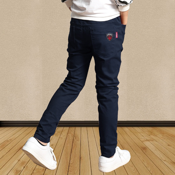 Stílusos gyereknadrág fiúknak többféle színben